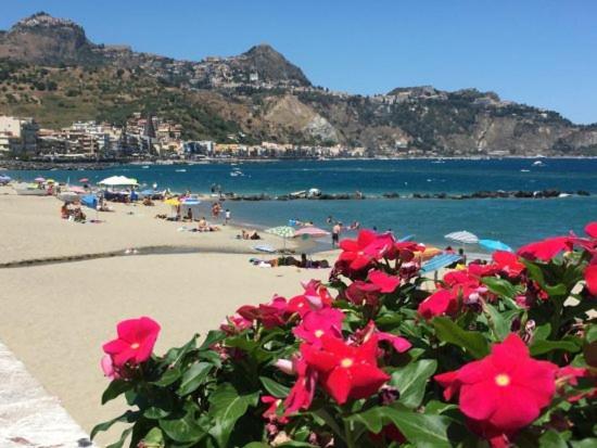 Casa Vacanze I Gabbiani Giardini Naxos Schiso Esterno foto